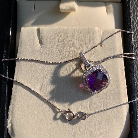 NFS - additional pictures on pendants / clasps - Picture 1 of 4
